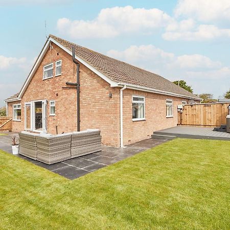 Host & Stay - Badgers Cottage Brotton Extérieur photo